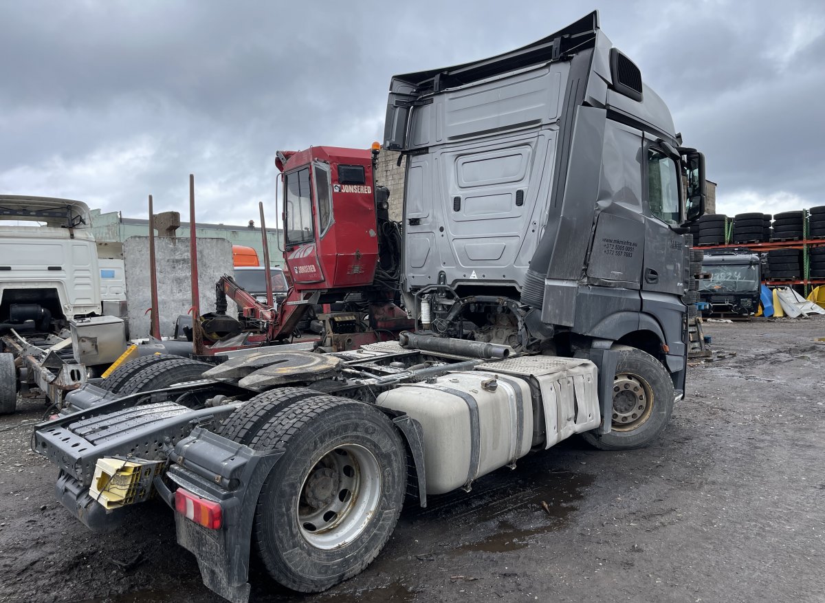 ▷used Tipper with crane MERCEDES ACTROS 3344 AK - HMF1643